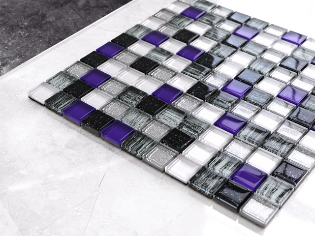 Mosaico in vetro su rete per bagno o cucina 30 x 30 cm - Violet valley